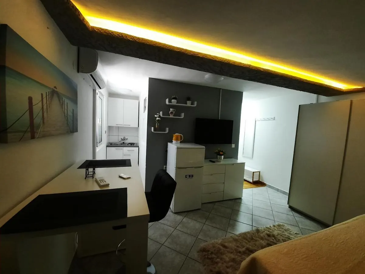 Apartmani Vera